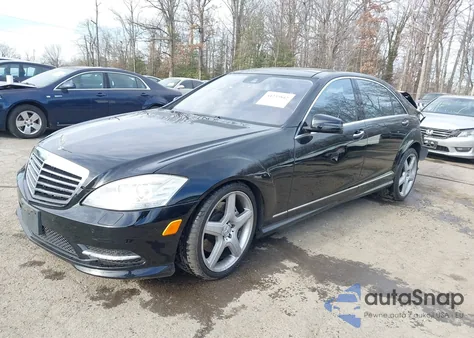 2013 Mercedes-Benz S 550 из США, поврежденный, VIN WDDNG7DB3DA493264